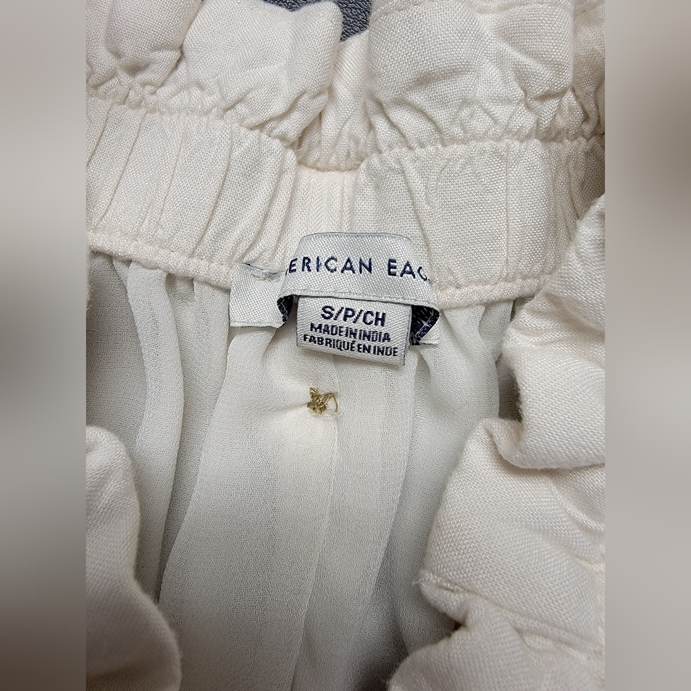 American Eagle Shorts - Picture 4 of 12